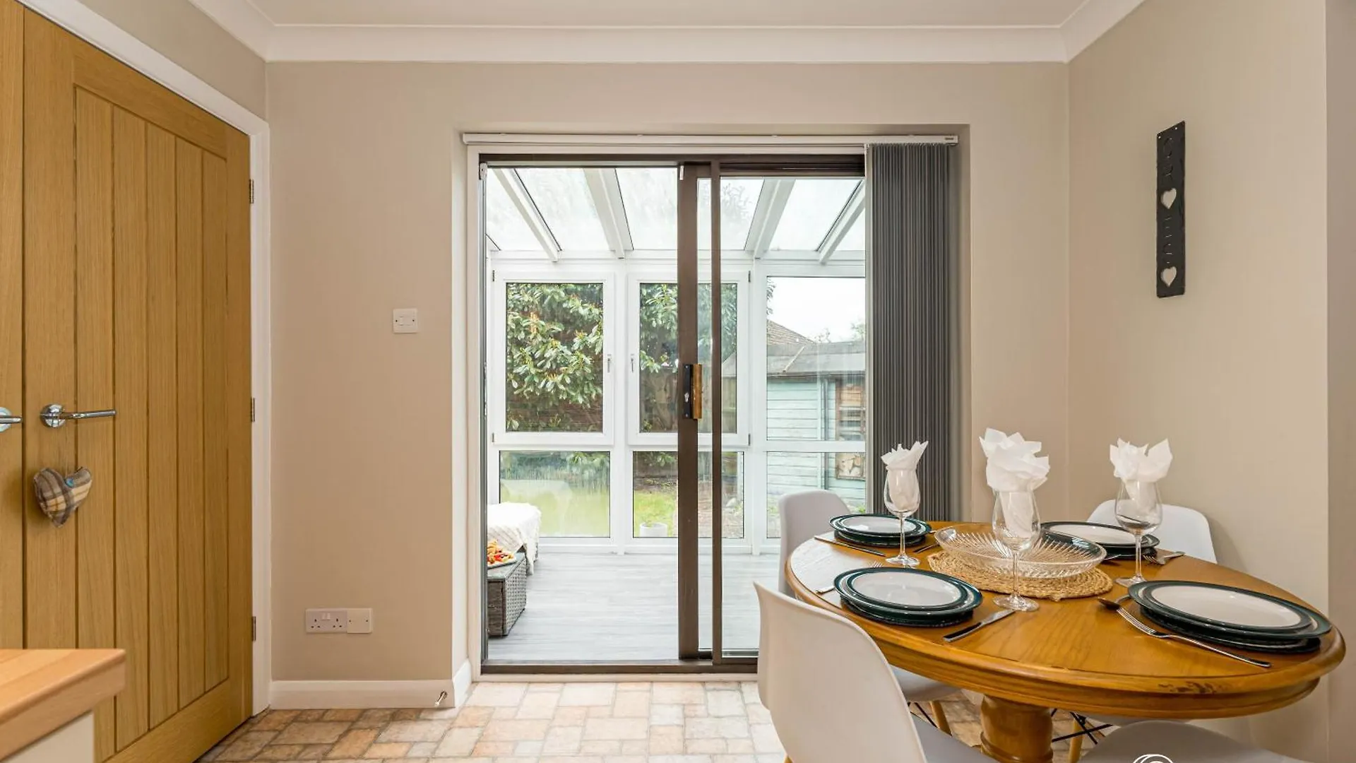 Apartment Owl Corner By Grandeur Property Saint Leonards
