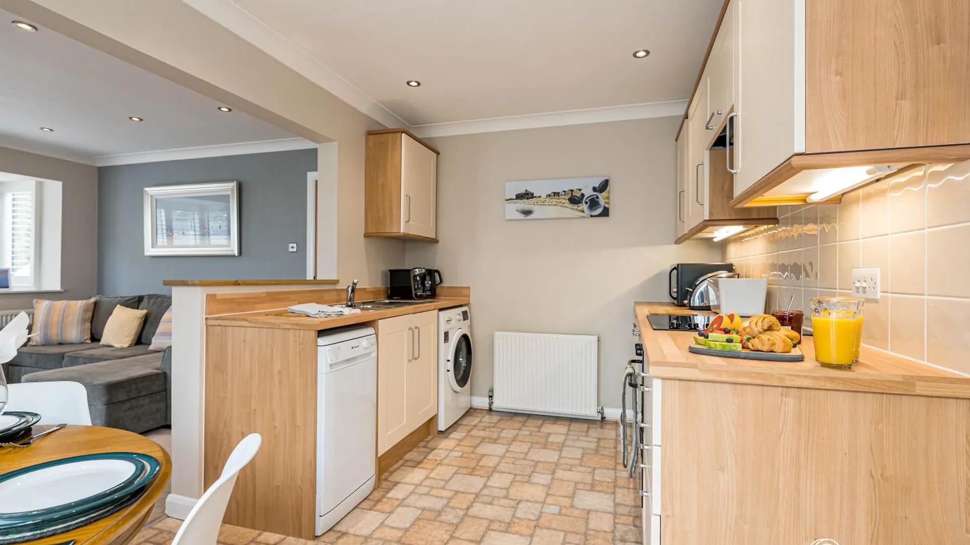 Apartment Owl Corner By Grandeur Property Saint Leonards United Kingdom