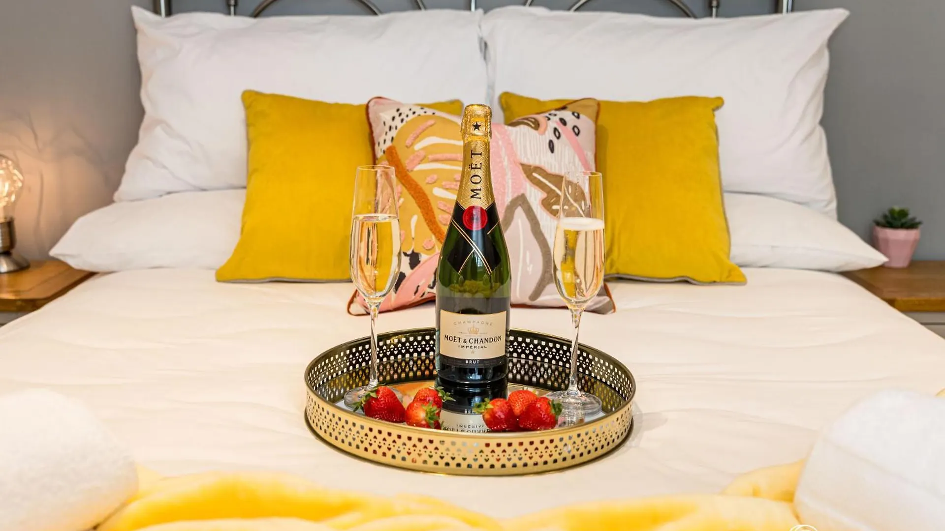 Owl Corner By Grandeur Property Saint Leonards Apartment